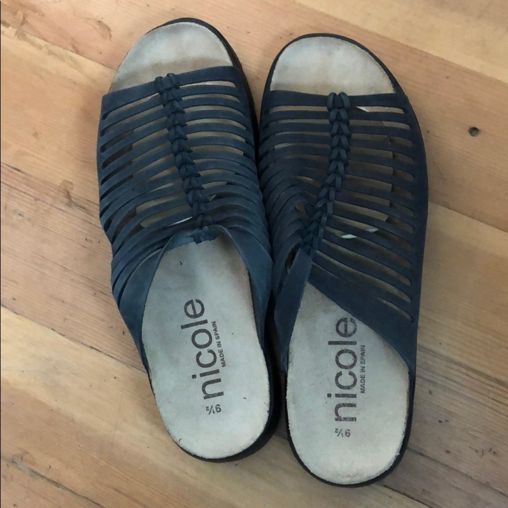 Nicole clogs made in Spain - Picture 3 of 5